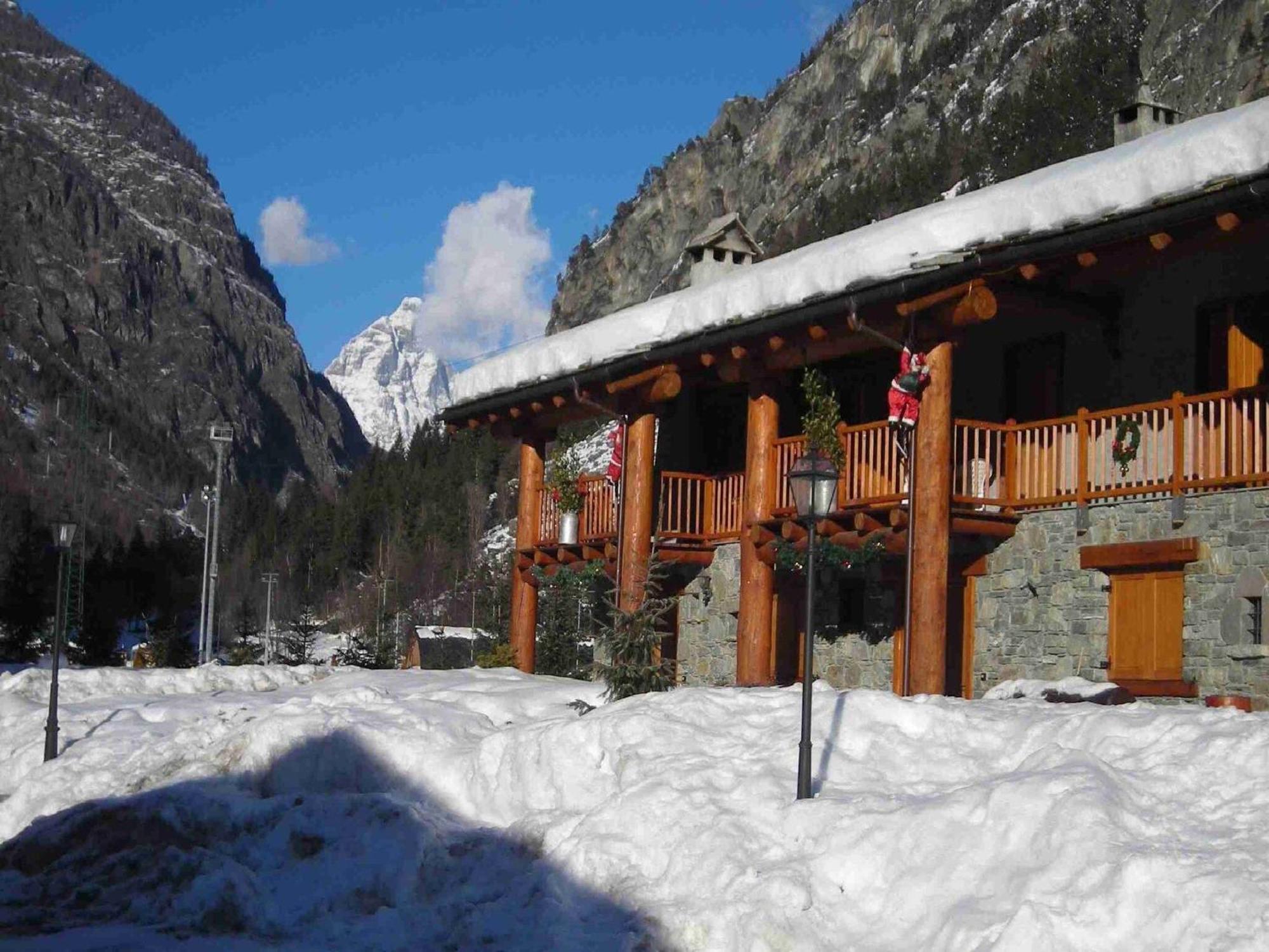 Chalet Village Situated In A Quiet Area Antey-Saint-André 外观 照片